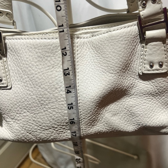 Fossil Cream Pebbled Leather Shoulder Bag | Double Strap | Neutral - Picture 13 of 14